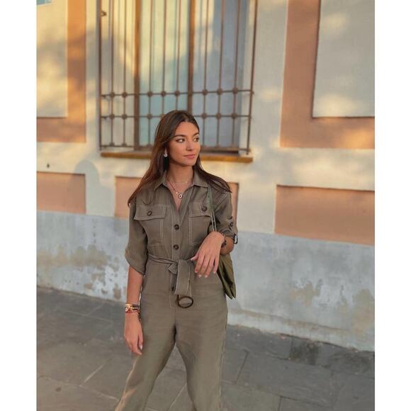 Zara blogger favorite jumpsuit - Picture 3 of 13